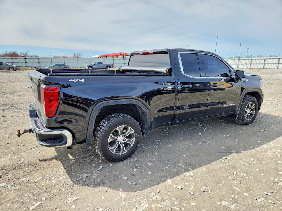 2022 GMC Sierra Limited K1500 sle