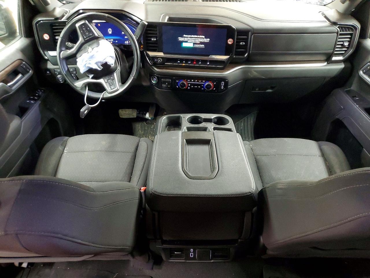 2025 Chevrolet Silverado K1500 LT