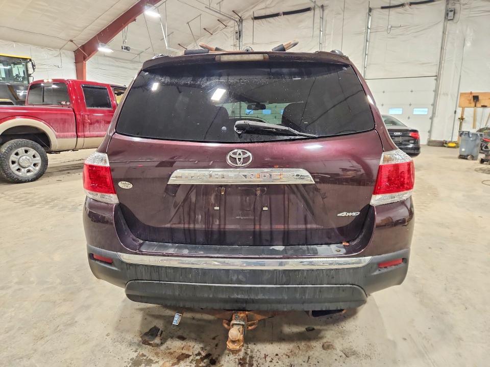 2012 Toyota Highlander se
