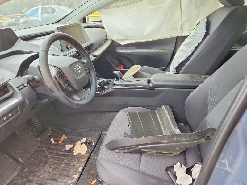 2025 Toyota Prius le