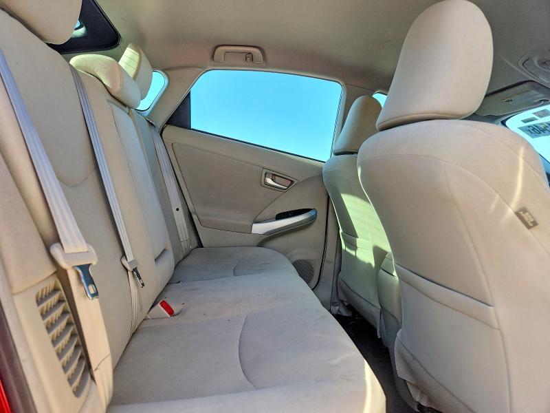 2014 Toyota Prius two