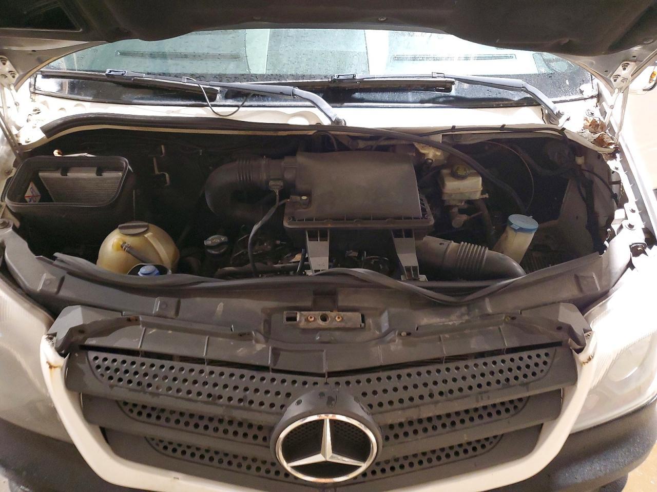 2015 Mercedes-Benz Sprinter 2500 Refrigerated Delivery Van