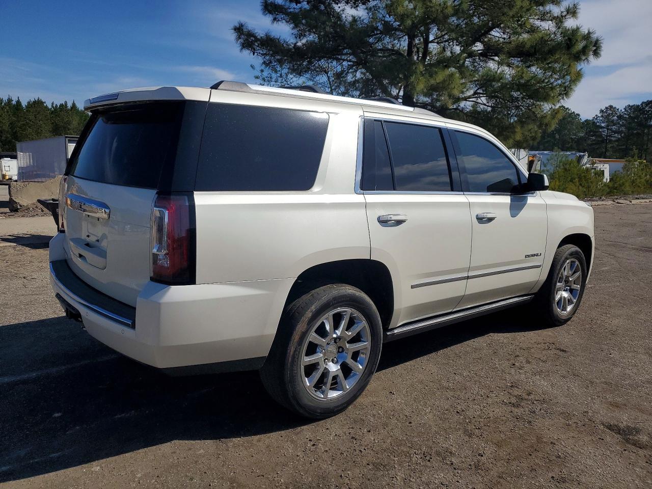 2015 GMC Yukon Denali