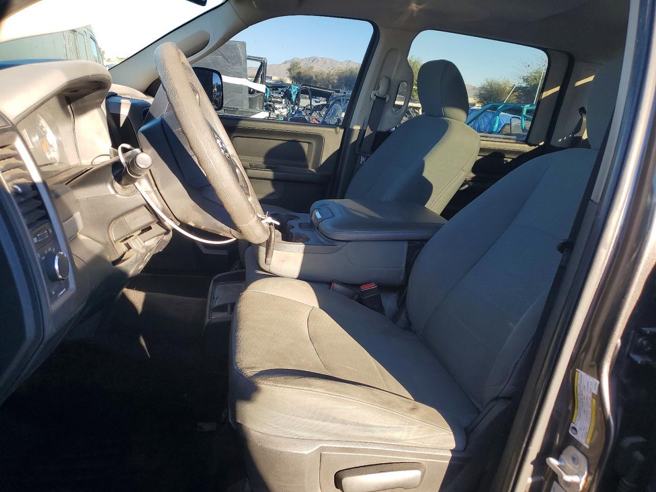 2016 Dodge RAM 2500 ST