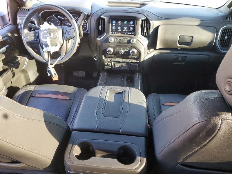 2022 GMC Sierra K2500 AT4