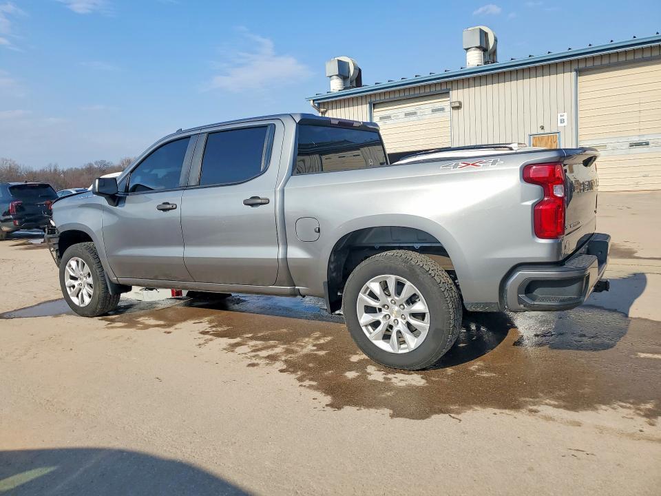 2020 Chevrolet Silverado K1500 Custom