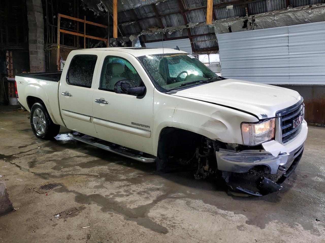 2013 GMC Sierra K1500 SLT