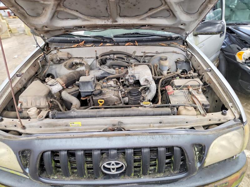 2002 Toyota Tacoma Base