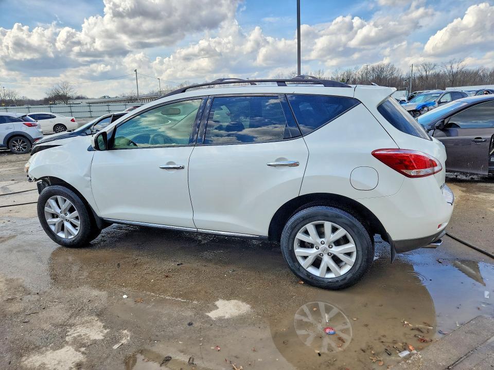 2013 Nissan Murano s