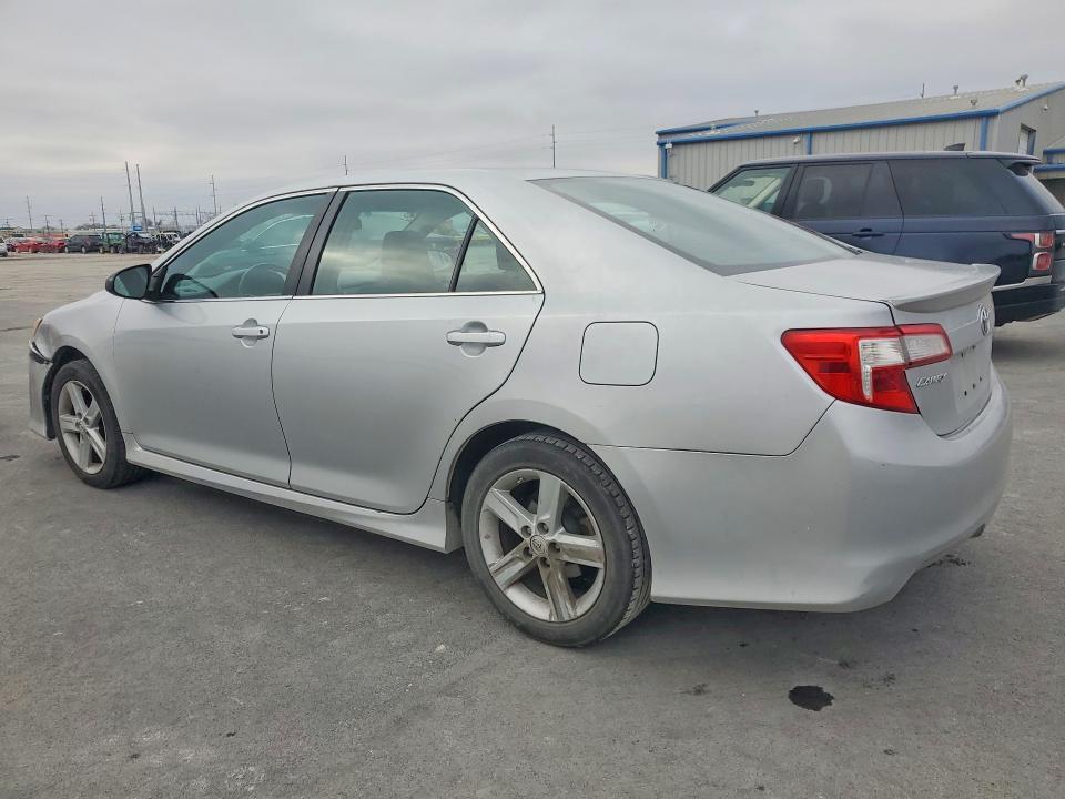 2013 Toyota Camry se