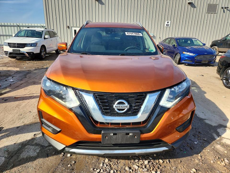 2019 Nissan Rogue sv