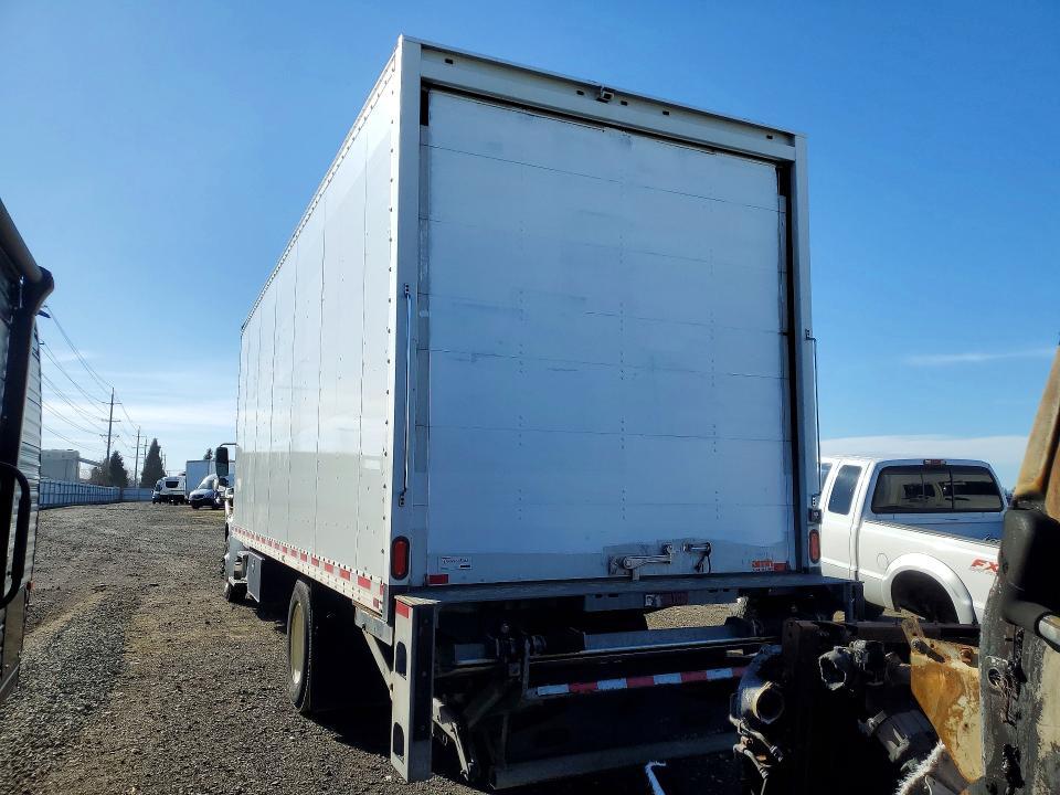 2019 Freightliner Business Class M2 BOX Truck