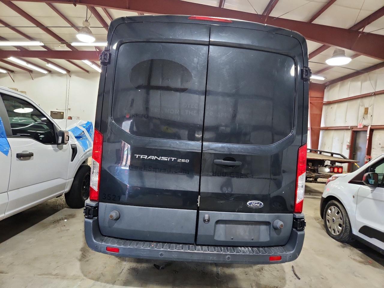 2015 Ford Transit T-250