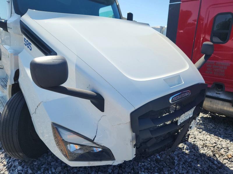 2022 Freigliner 2022 Freightliner Cascadia 126 Semi Truck