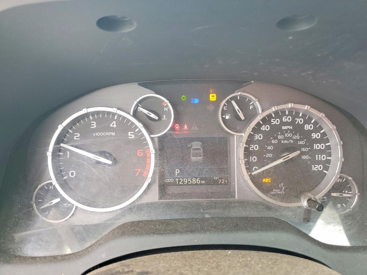 2015 Toyota Tundra SR5