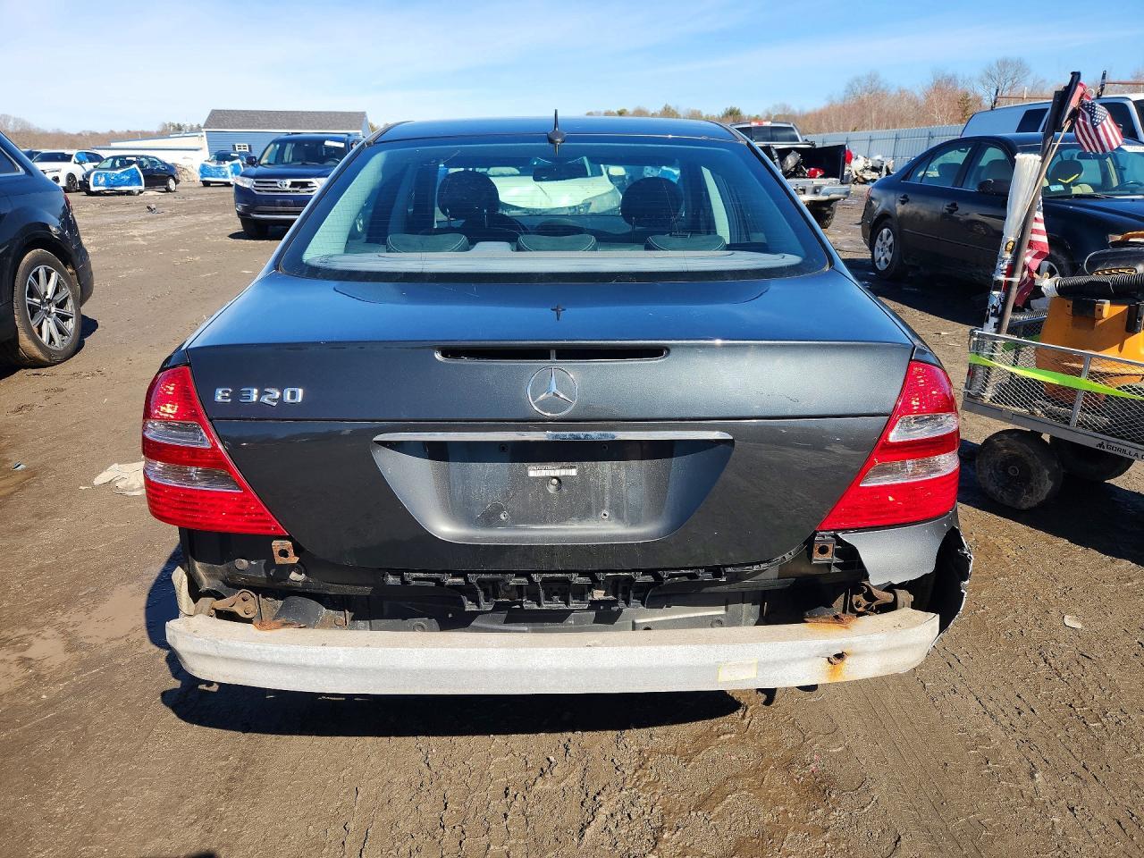2004 Mercedes-Benz E 320