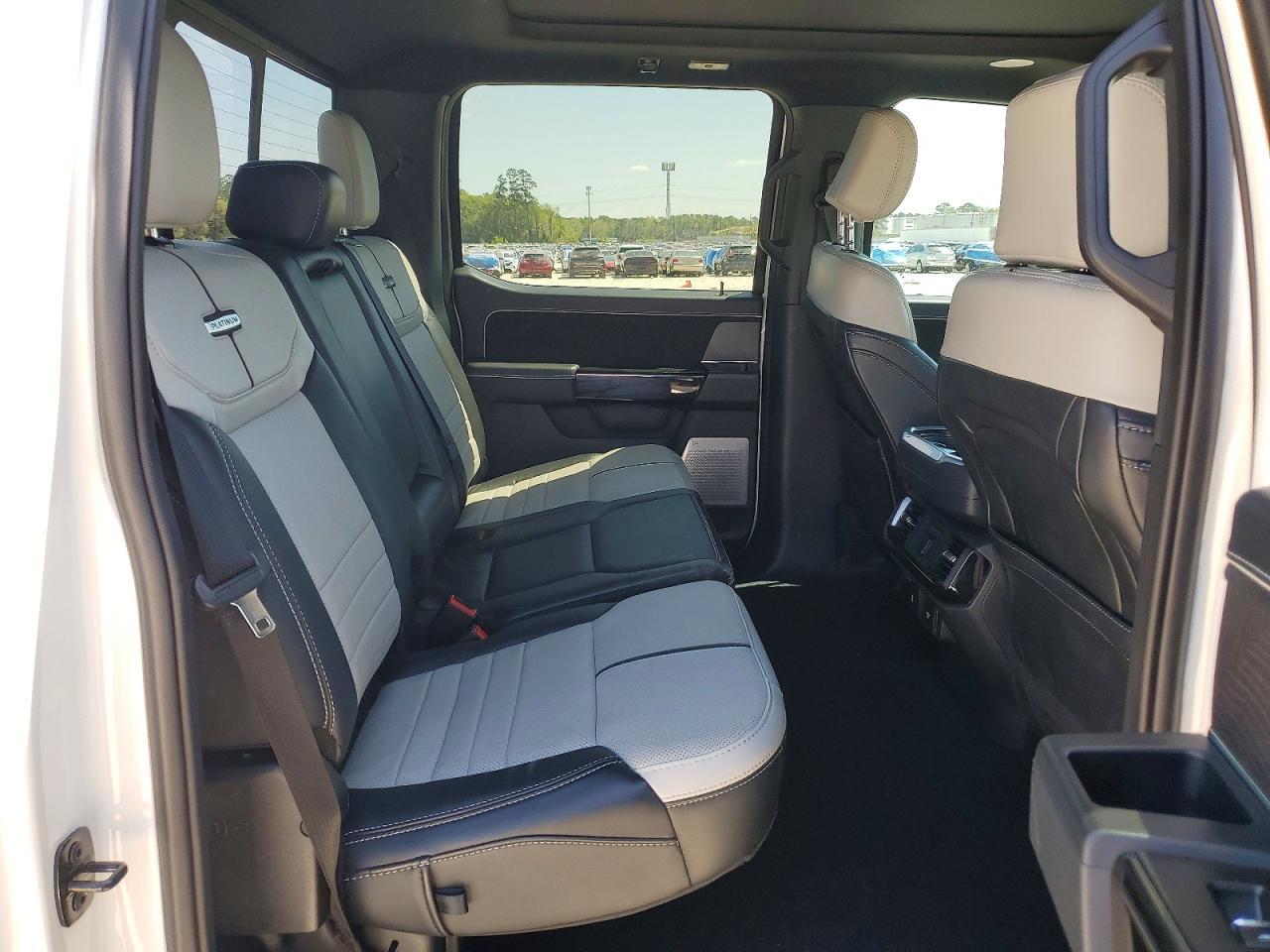 2024 Ford F150 Lightning Platinum