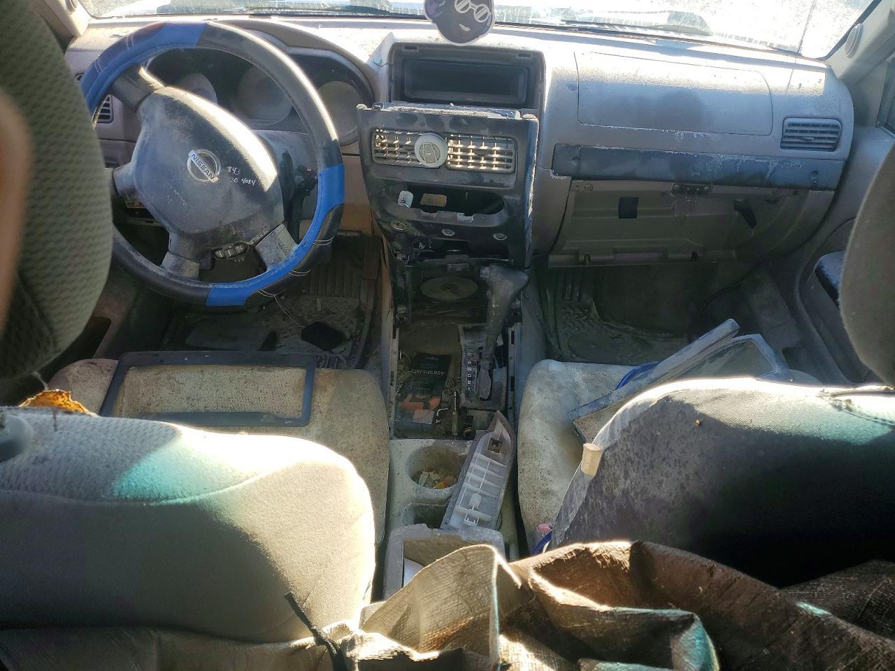 2004 Nissan Frontier Xe-v6