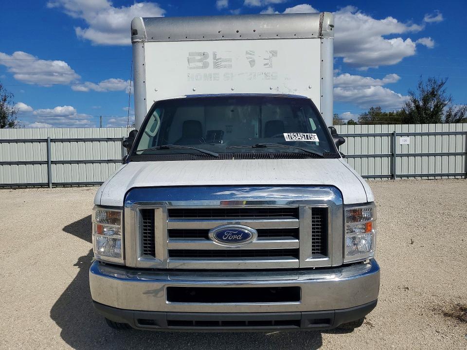 2019 Ford E350 BOX Truck