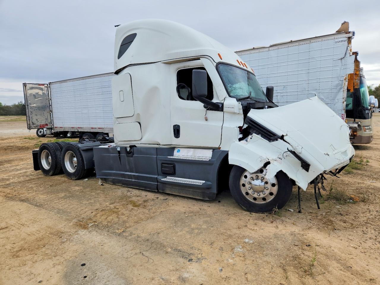 2020 Freightliner Cascadia Semi Truck