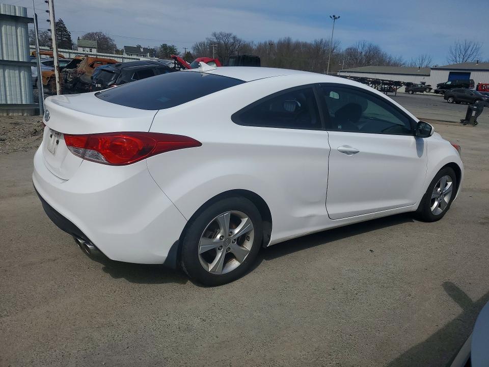 2013 Hyundai Elantra Coupe gs