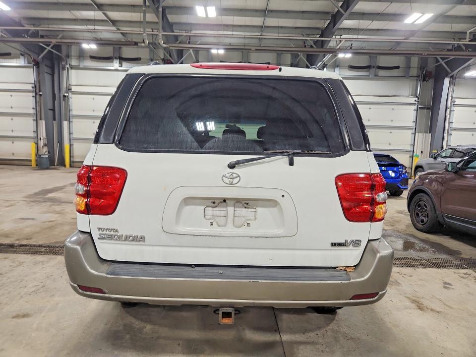2002 Toyota Sequoia SR5
