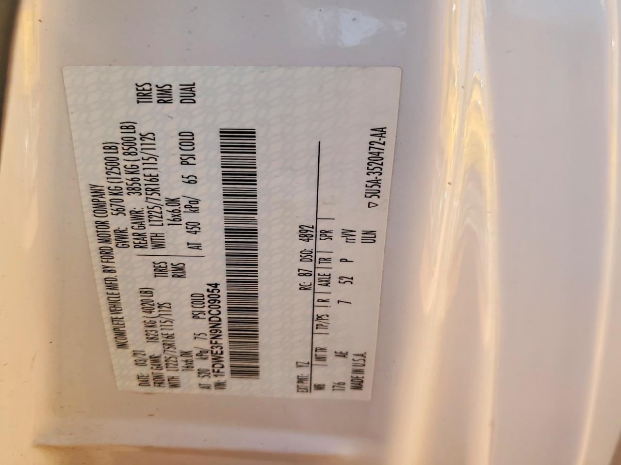 2022 Ford E350 BOX Truck