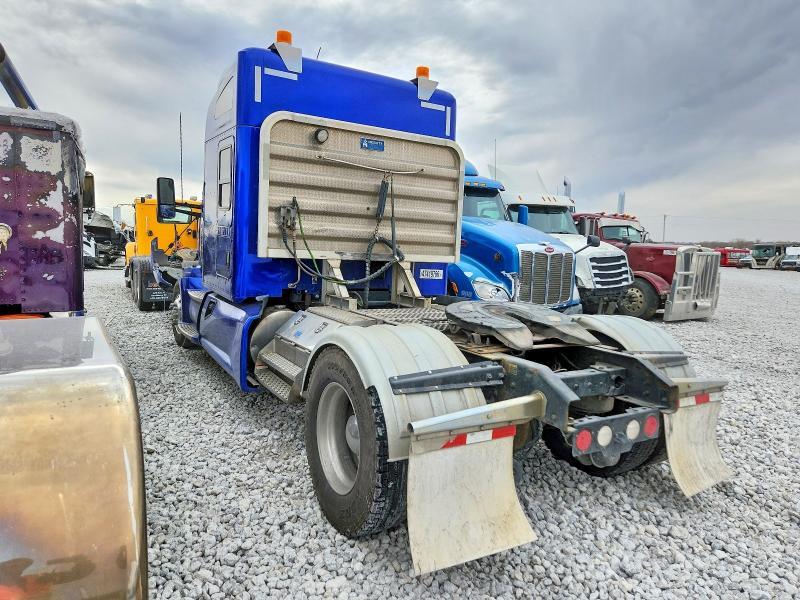 2019 Kenworth T680 Semi Truck