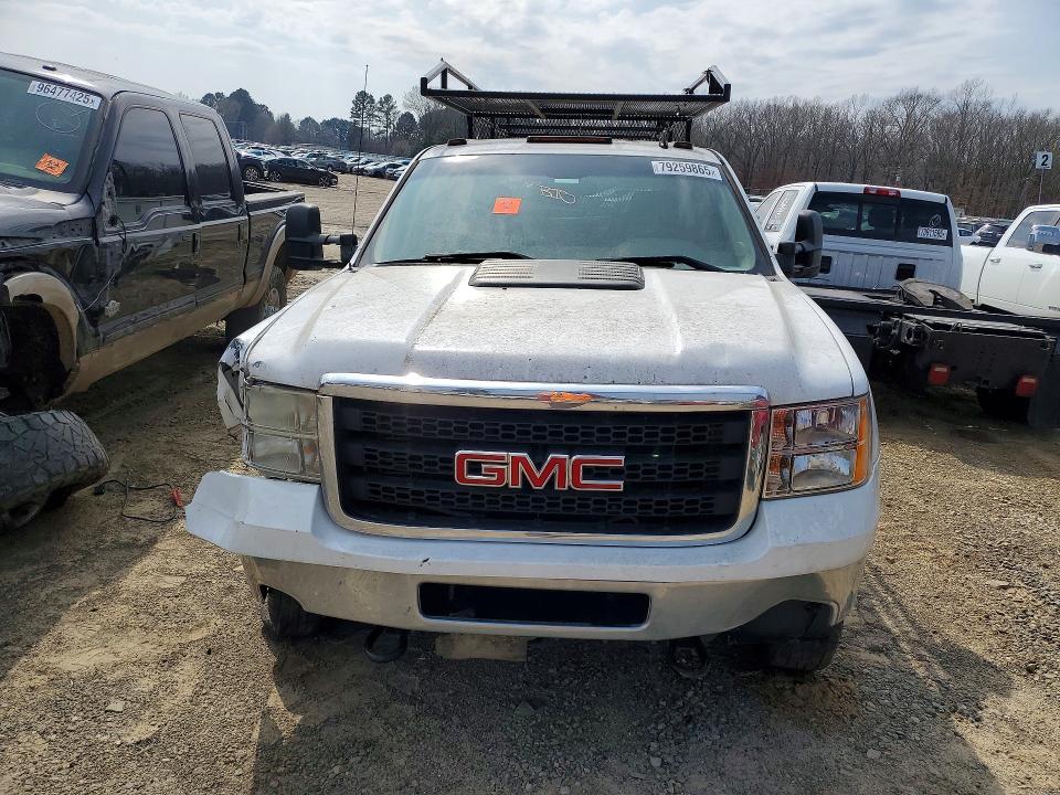 2014 GMC Sierra  3500 hd Utility / Service Truck