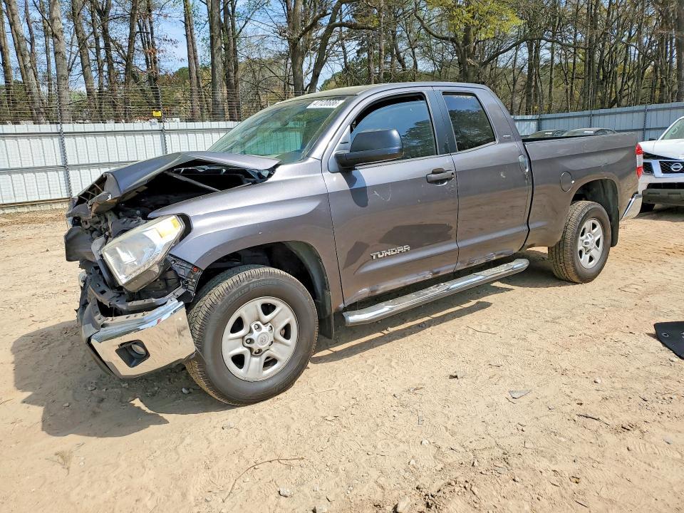 2015 Toyota Tundra SR5