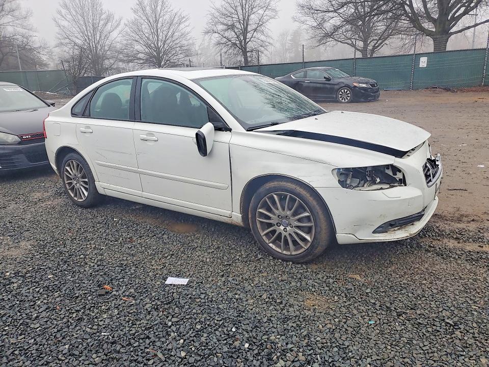 2009 Volvo S40 2.4i