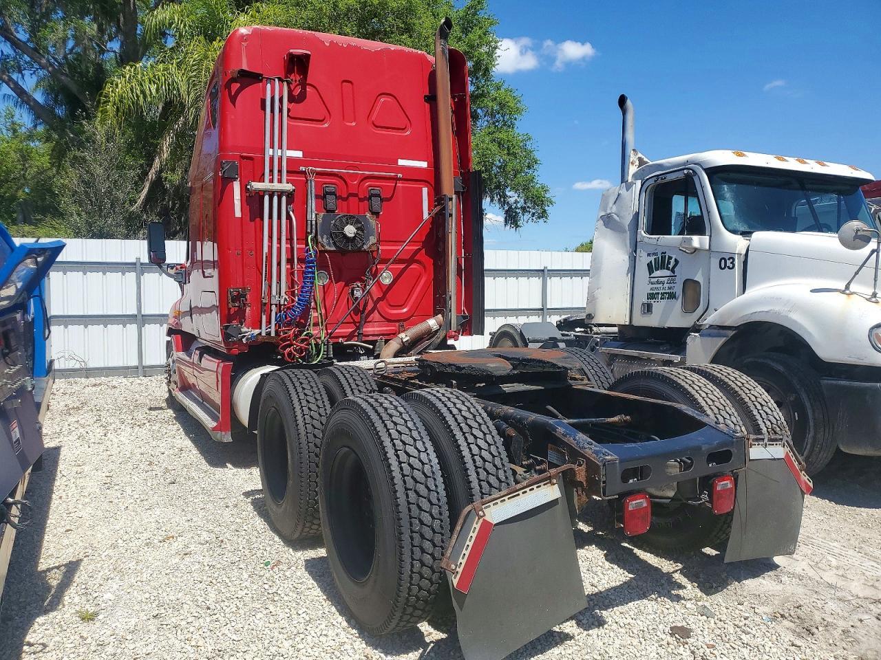 2011 Freigliner Cascadia 125