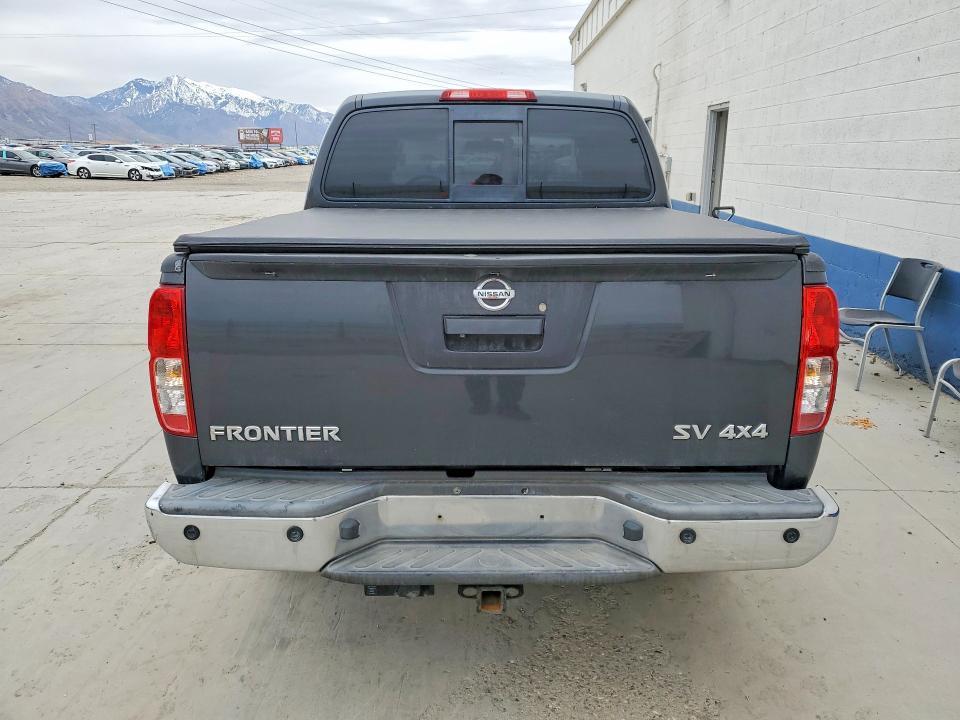 2015 Nissan Frontier s