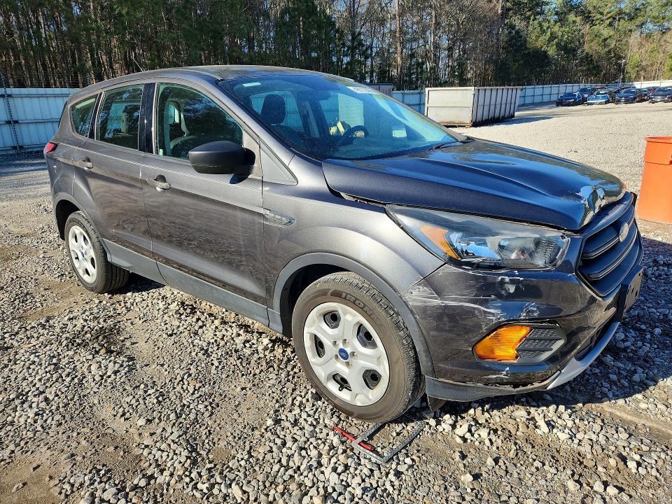 2018 Ford Escape s