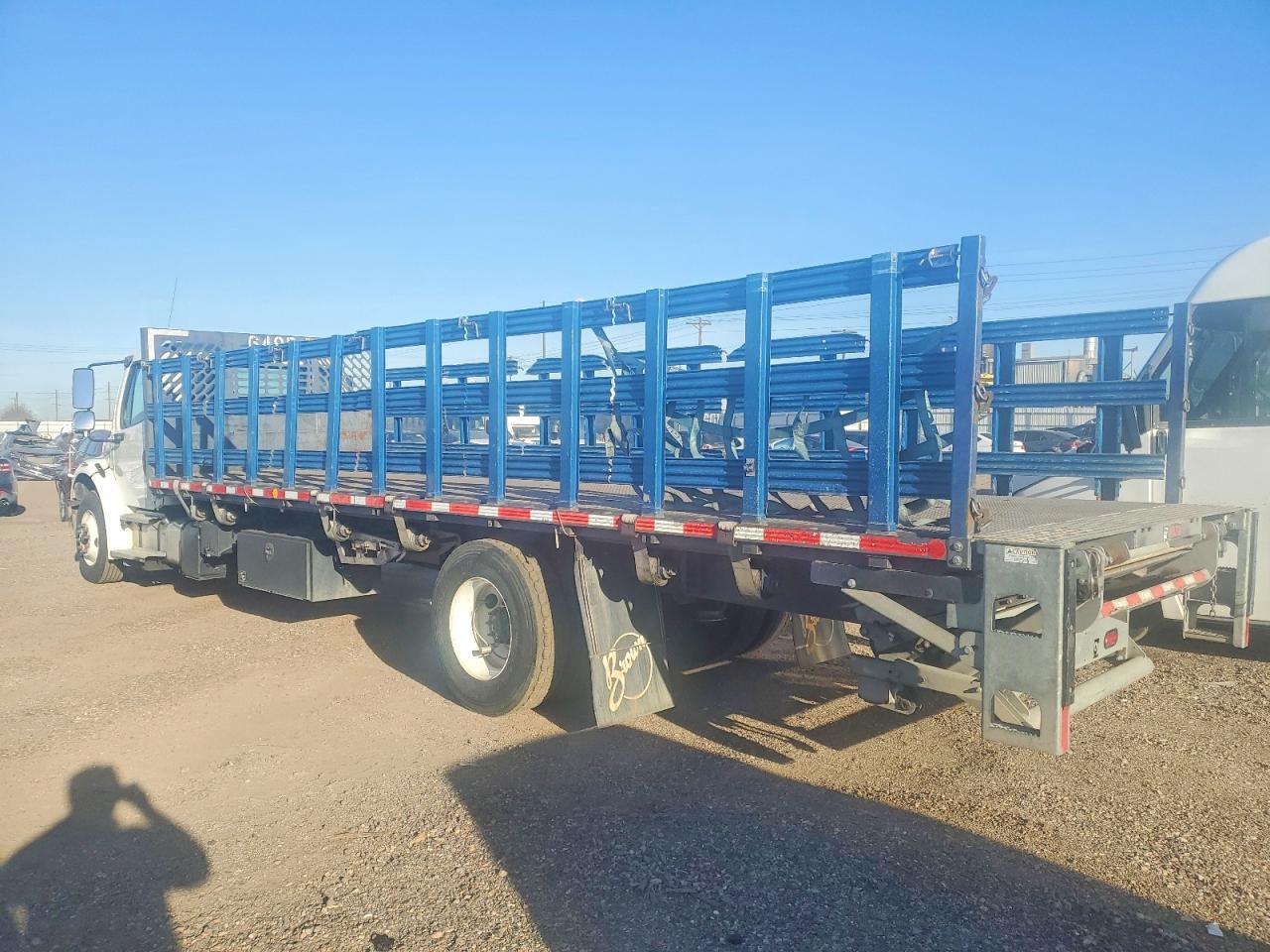 2019 Freightliner Business Class M2 Flatbed Truck