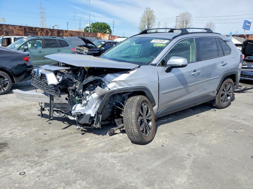 2024 Toyota Rav4 Hybrid xle Premium