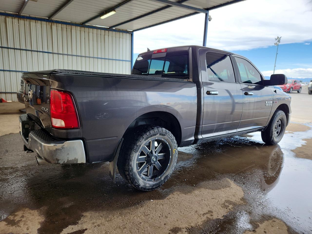 2018 Dodge RAM 1500 SLT