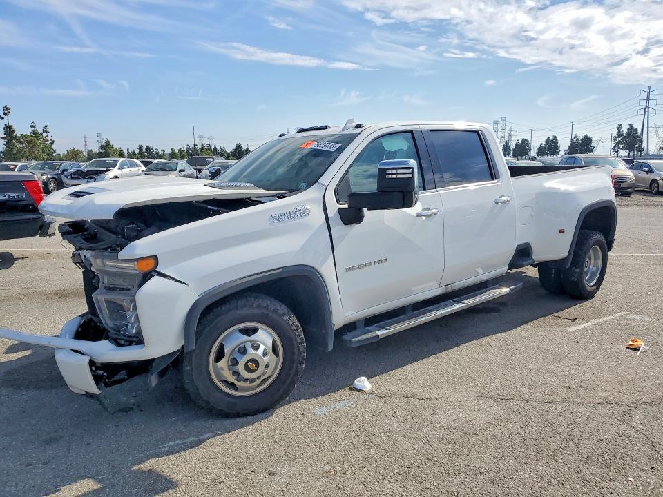 2023 Chevrolet Silverado K3500 High Country