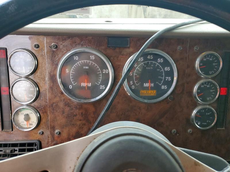 2005 International 9400I Semi Truck