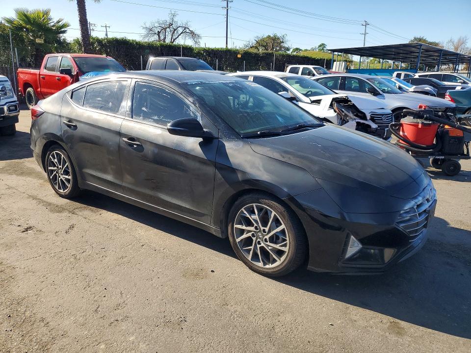 2020 Hyundai Elantra Limited