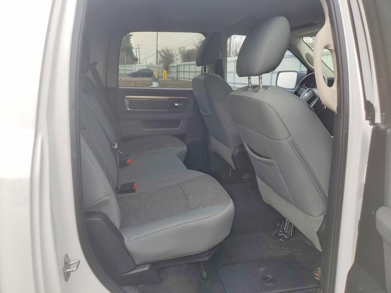 2016 Dodge RAM 1500 SLT