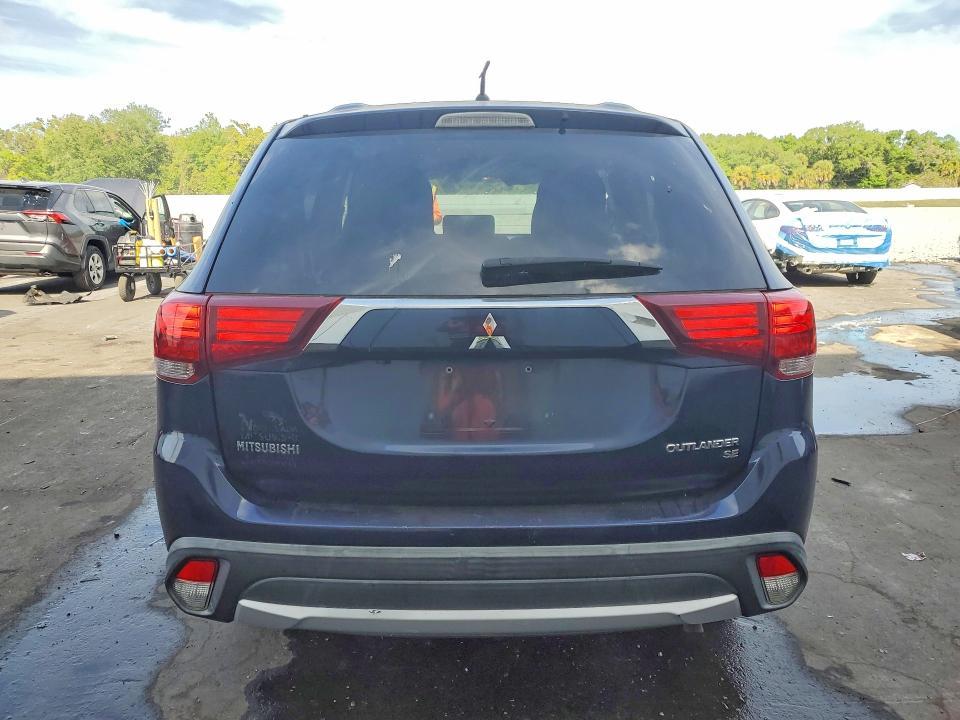2016 Mitsubishi Outlander se