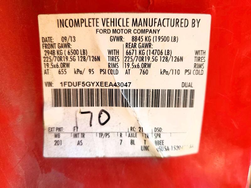 2014 Ford F550 Super Duty Flatbed Truck