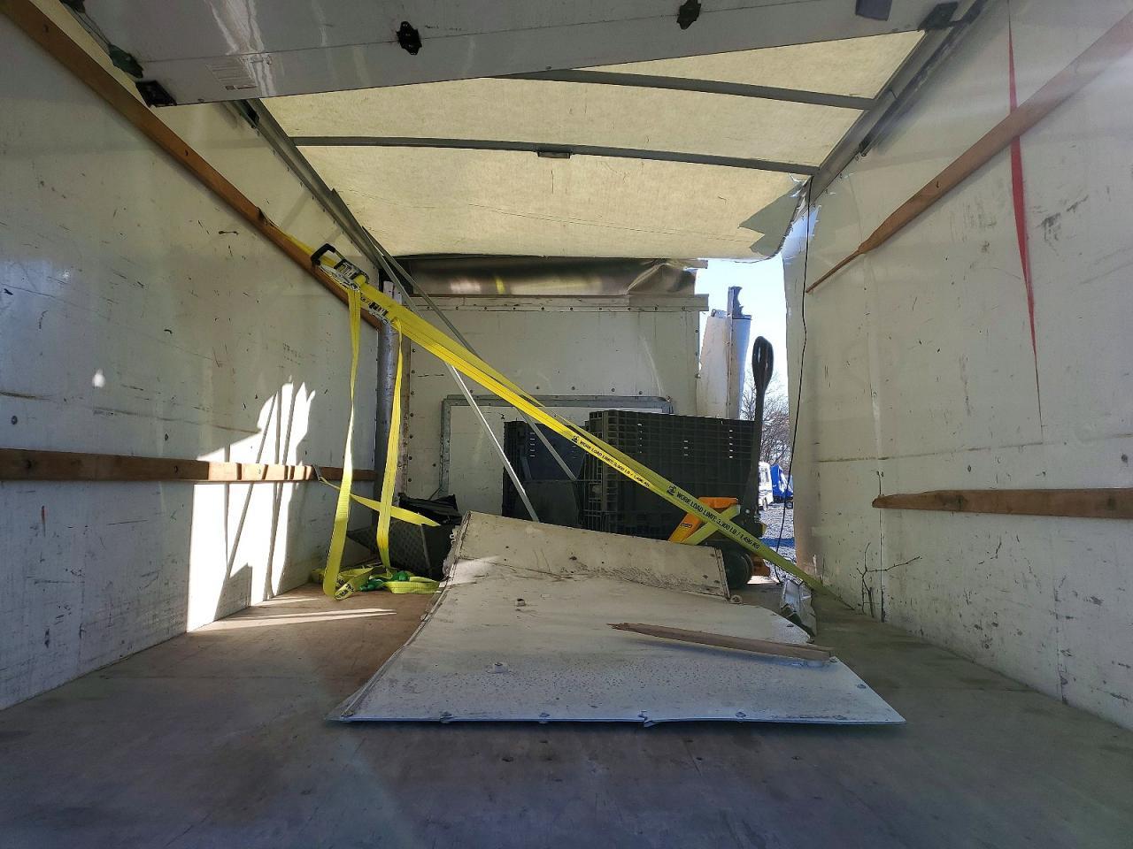 2022 Ford E350 BOX Truck