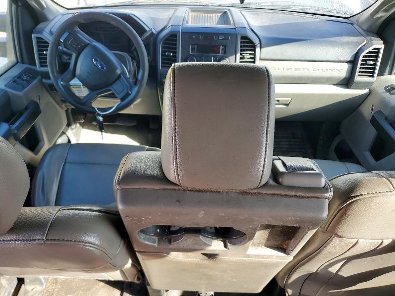 2018 Ford F450 Super Duty Flatbed Truck