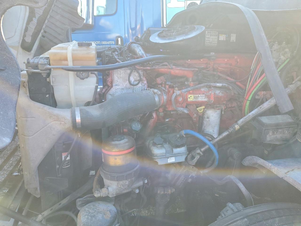 2015 Freigliner 2015 Freightliner Cascadia Semi Truck