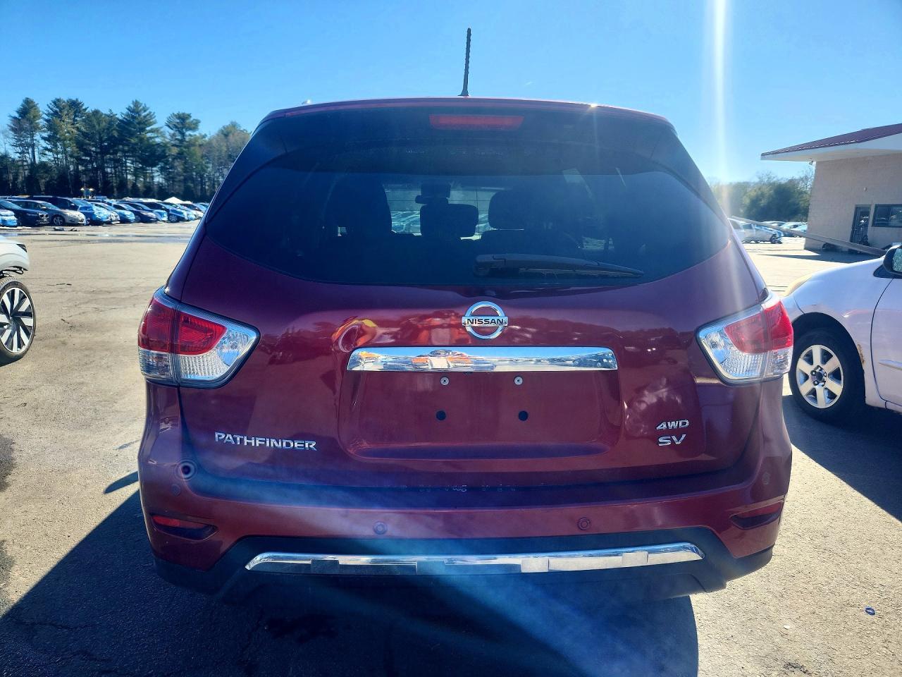 2014 Nissan Pathfinder sv