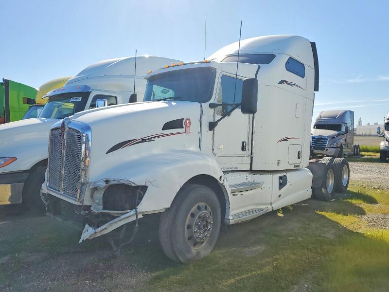 2012 Kenworth T660 Semi Truck