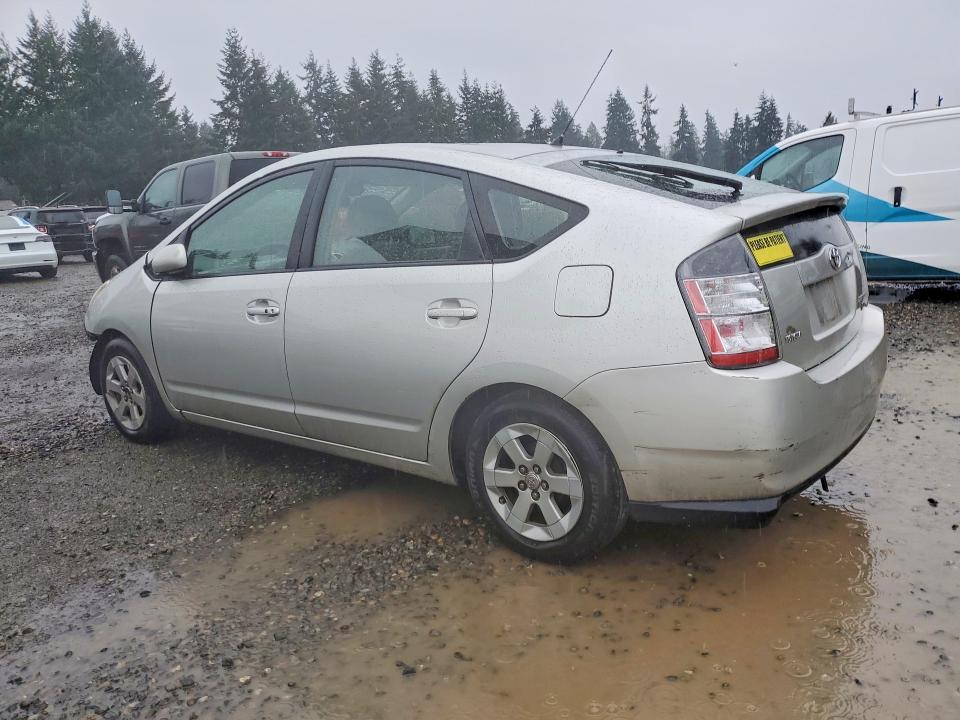 2005 Toyota Prius Base