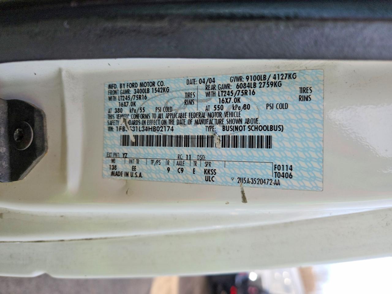 2004 Ford Econoline E350 Super Duty Wagon